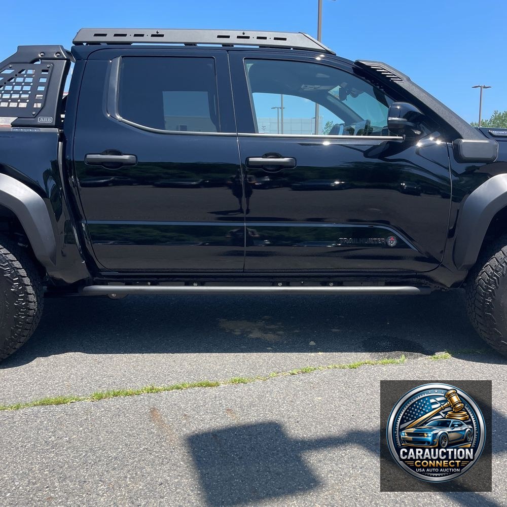 2025 Toyota Tacoma Trailhunter HV