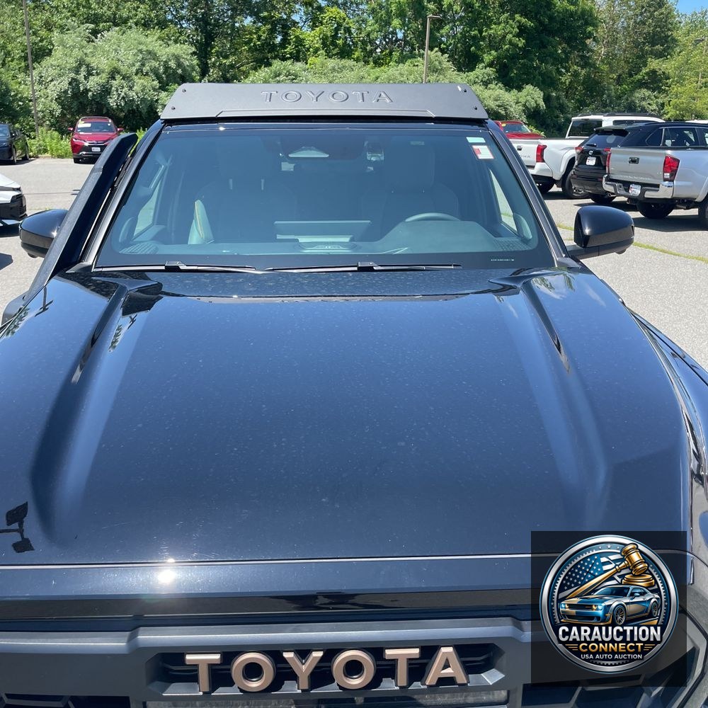 2025 Toyota Tacoma Trailhunter HV