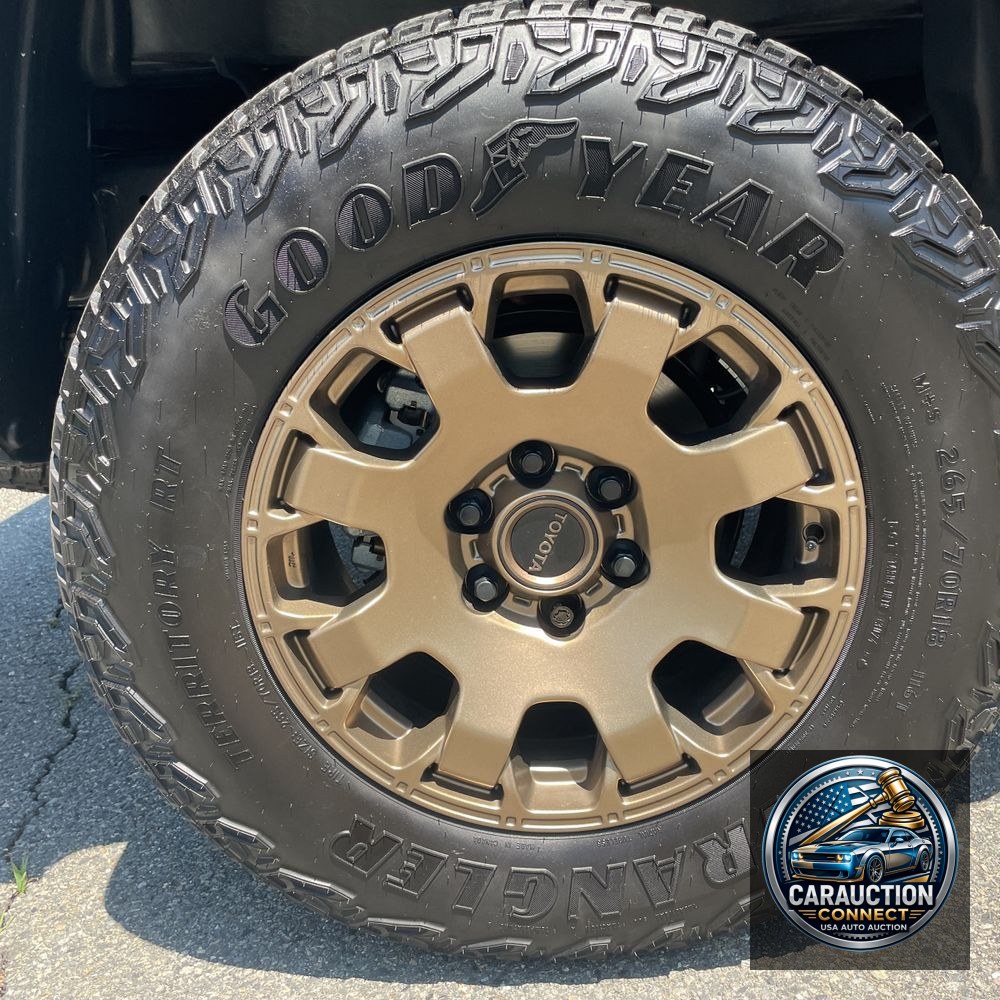 2025 Toyota Tacoma Trailhunter HV