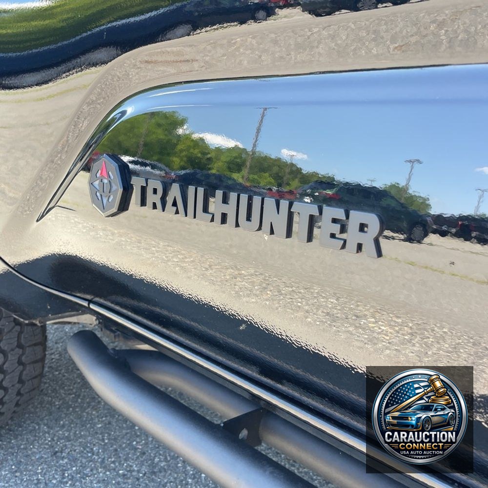 2025 Toyota Tacoma Trailhunter HV