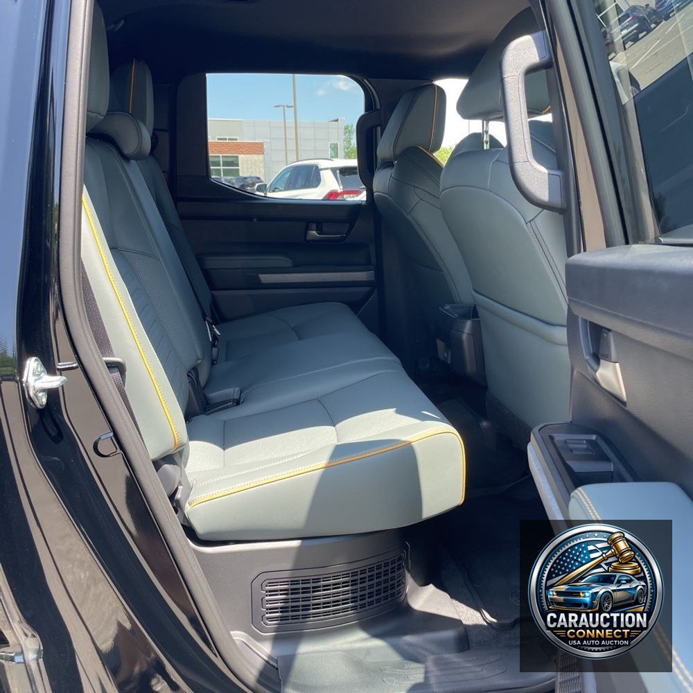 2025 Toyota Tacoma Trailhunter HV