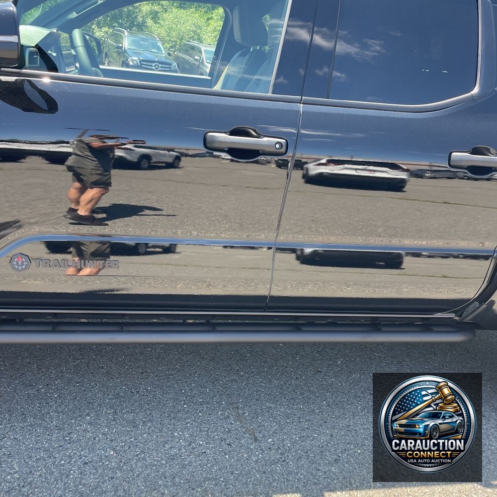 2025 Toyota Tacoma Trailhunter HV