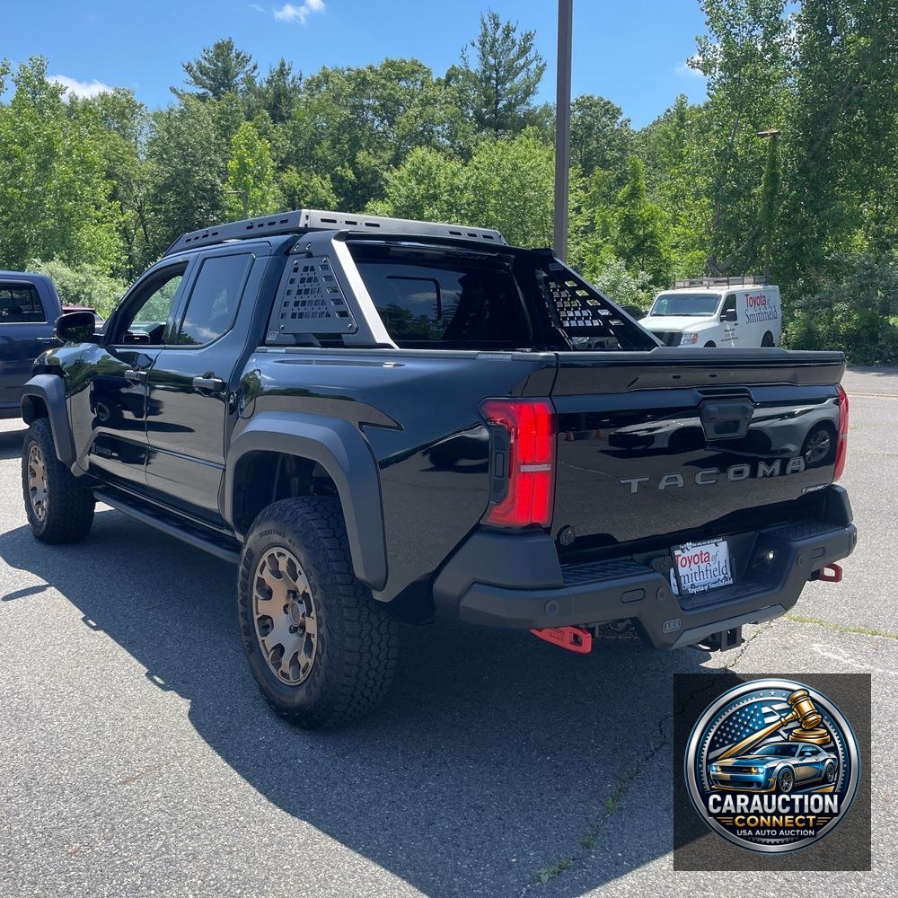2025 Toyota Tacoma Trailhunter HV