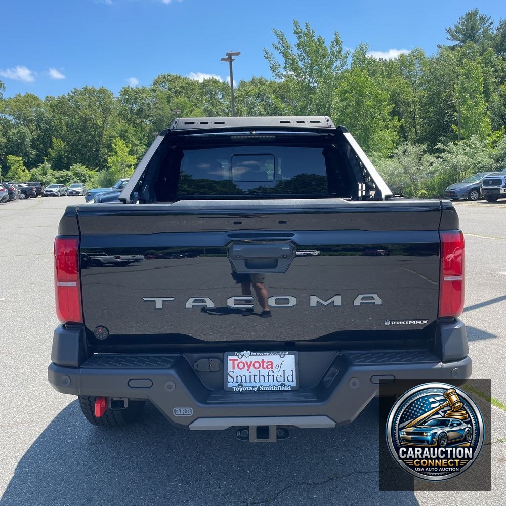 2025 Toyota Tacoma Trailhunter HV