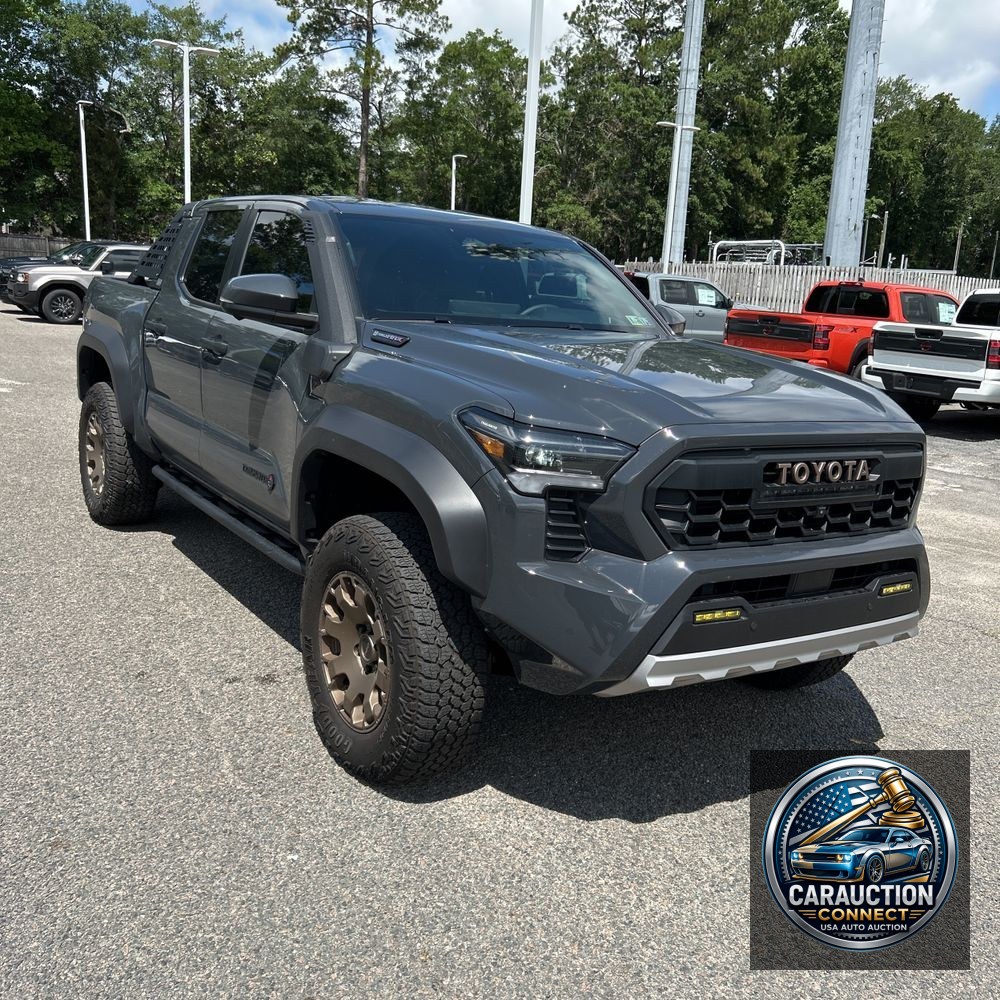 2024 Toyota Tacoma Trailhunter HV