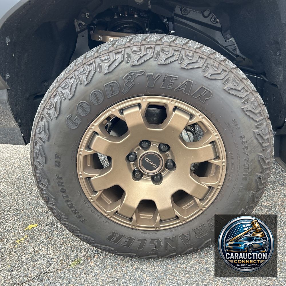 2024 Toyota Tacoma Trailhunter HV