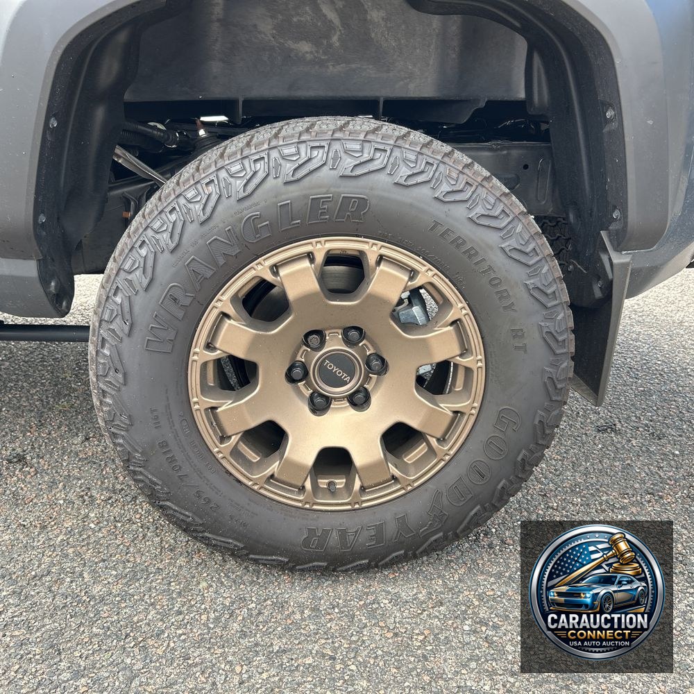 2024 Toyota Tacoma Trailhunter HV