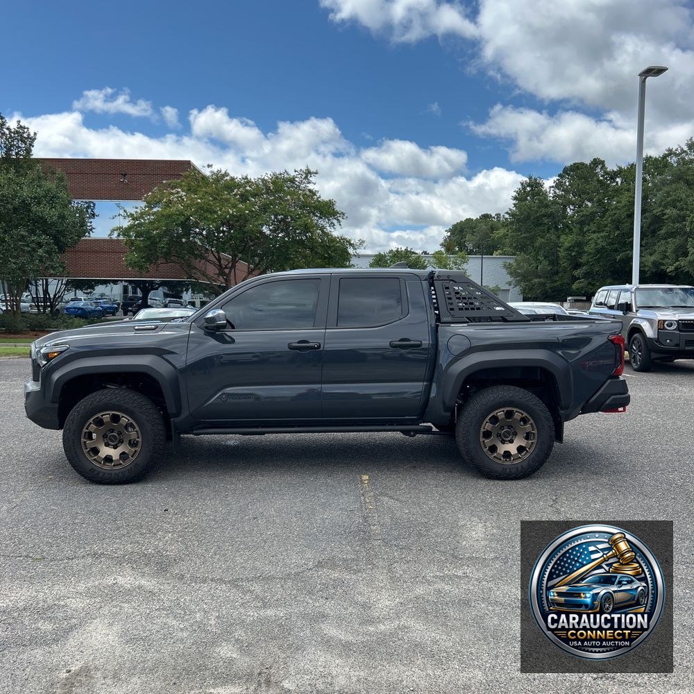 2024 Toyota Tacoma Trailhunter HV