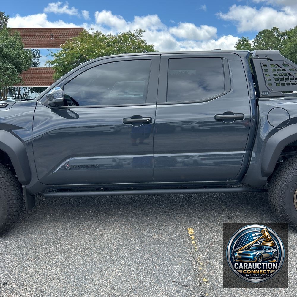 2024 Toyota Tacoma Trailhunter HV
