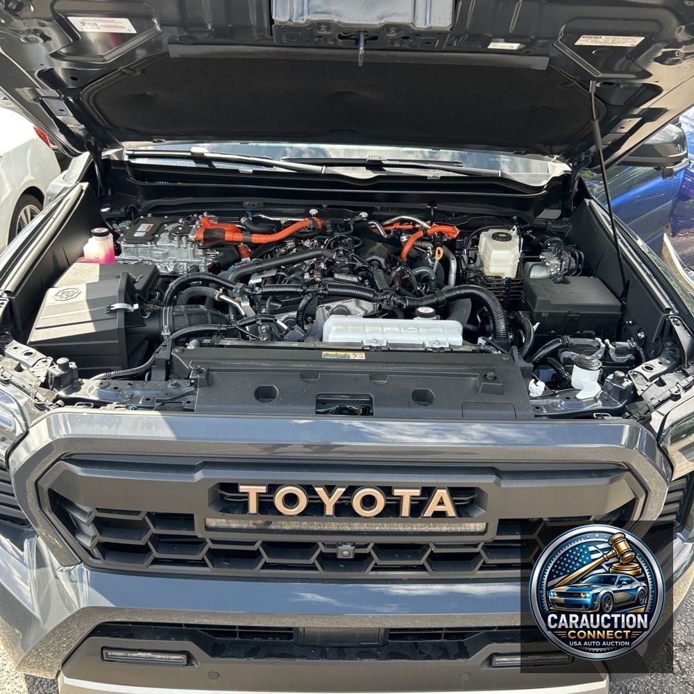 2024 Toyota Tacoma Trailhunter HV