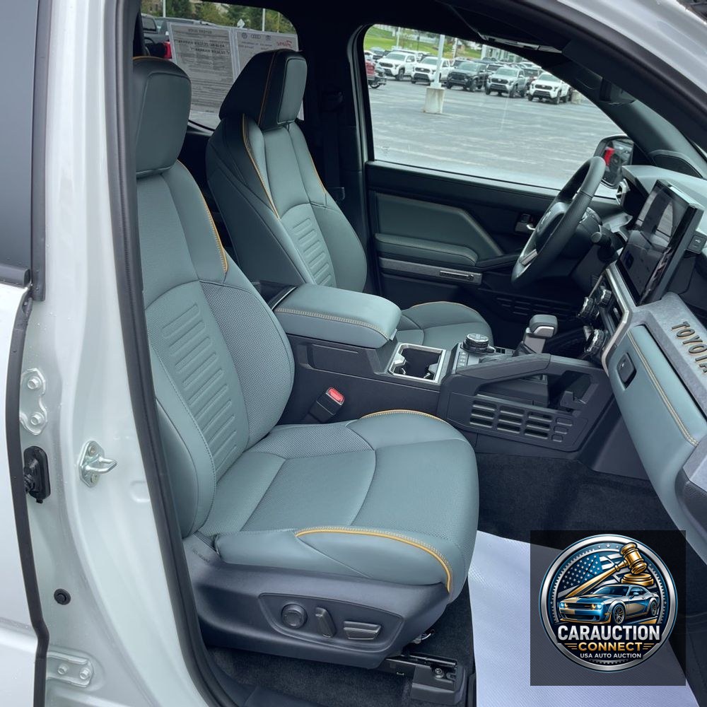 2024 Toyota Tacoma Trailhunter HV