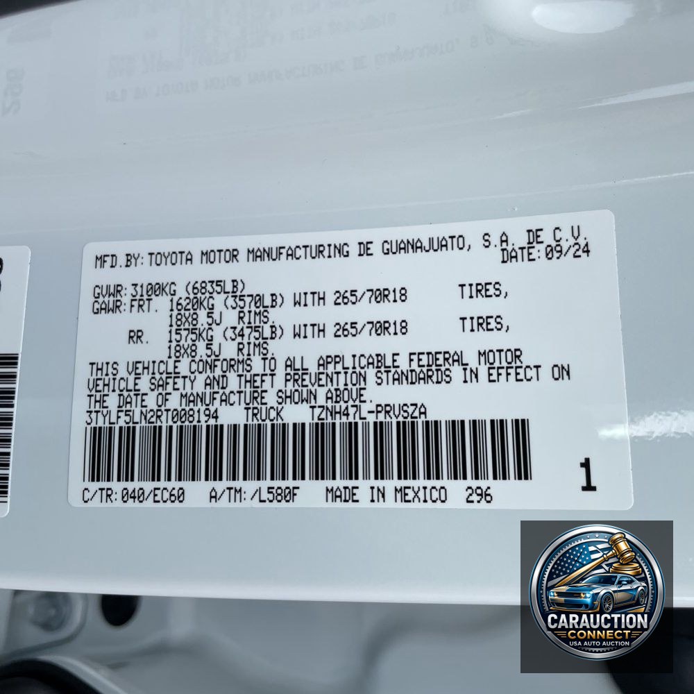 2024 Toyota Tacoma Trailhunter HV
