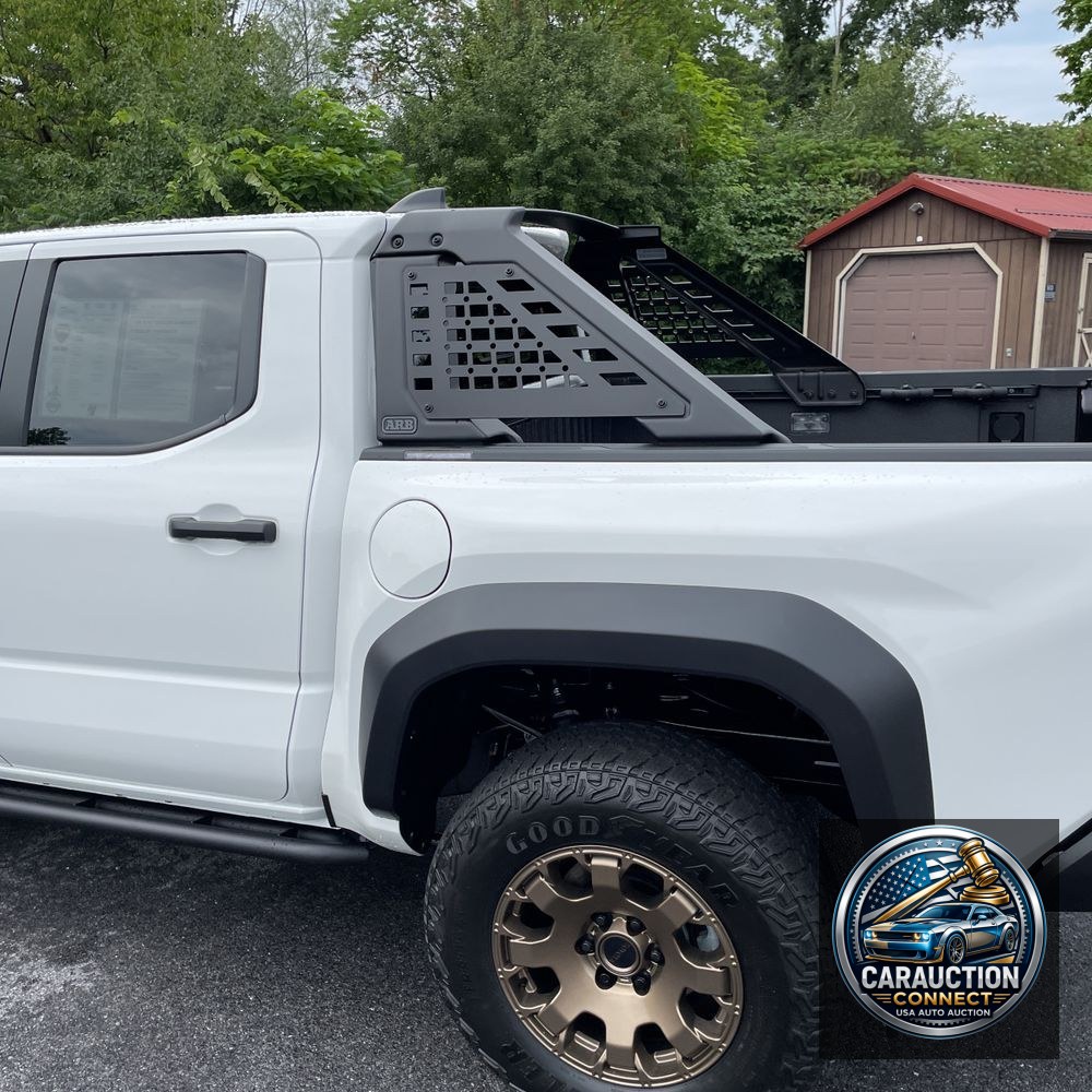 2024 Toyota Tacoma Trailhunter HV