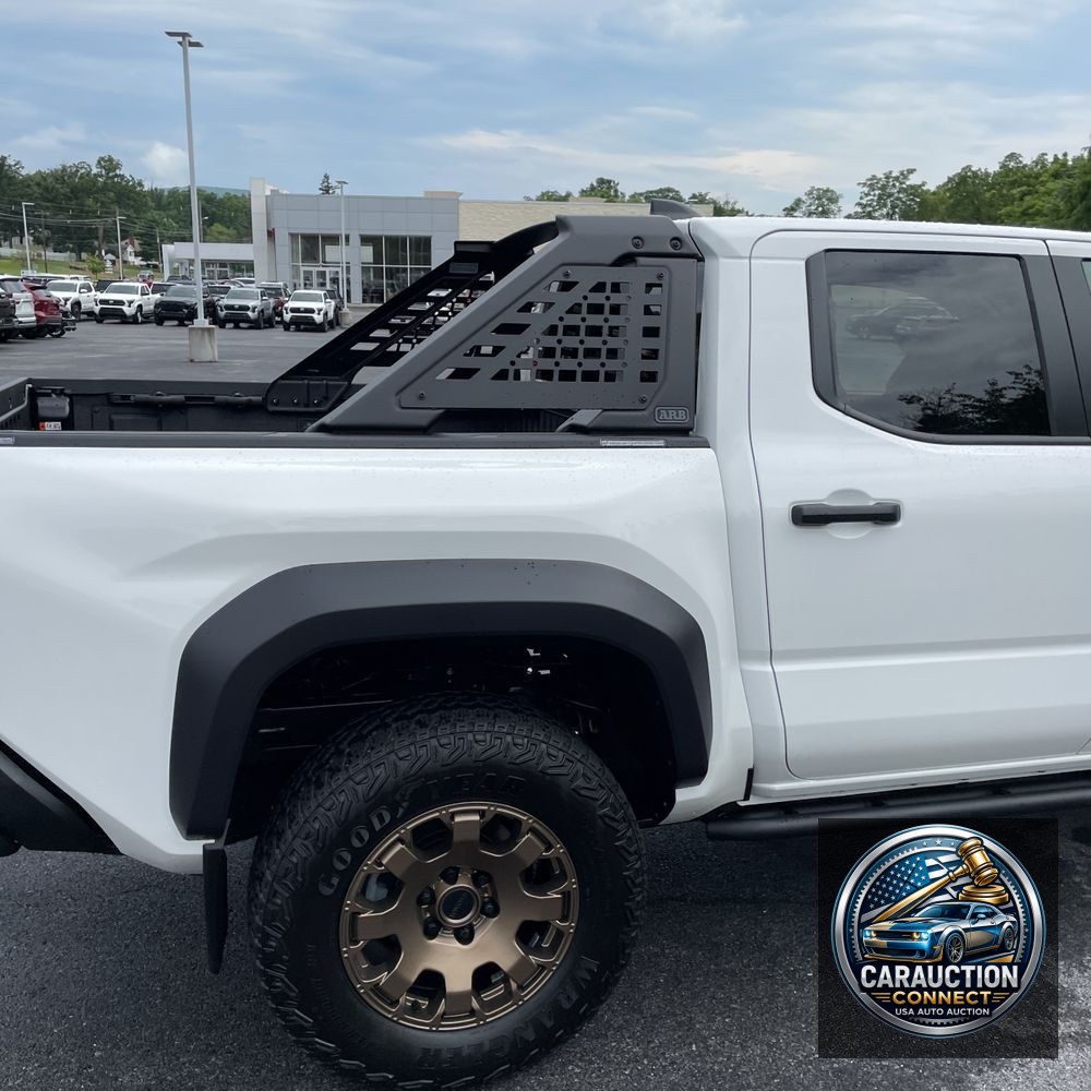 2024 Toyota Tacoma Trailhunter HV