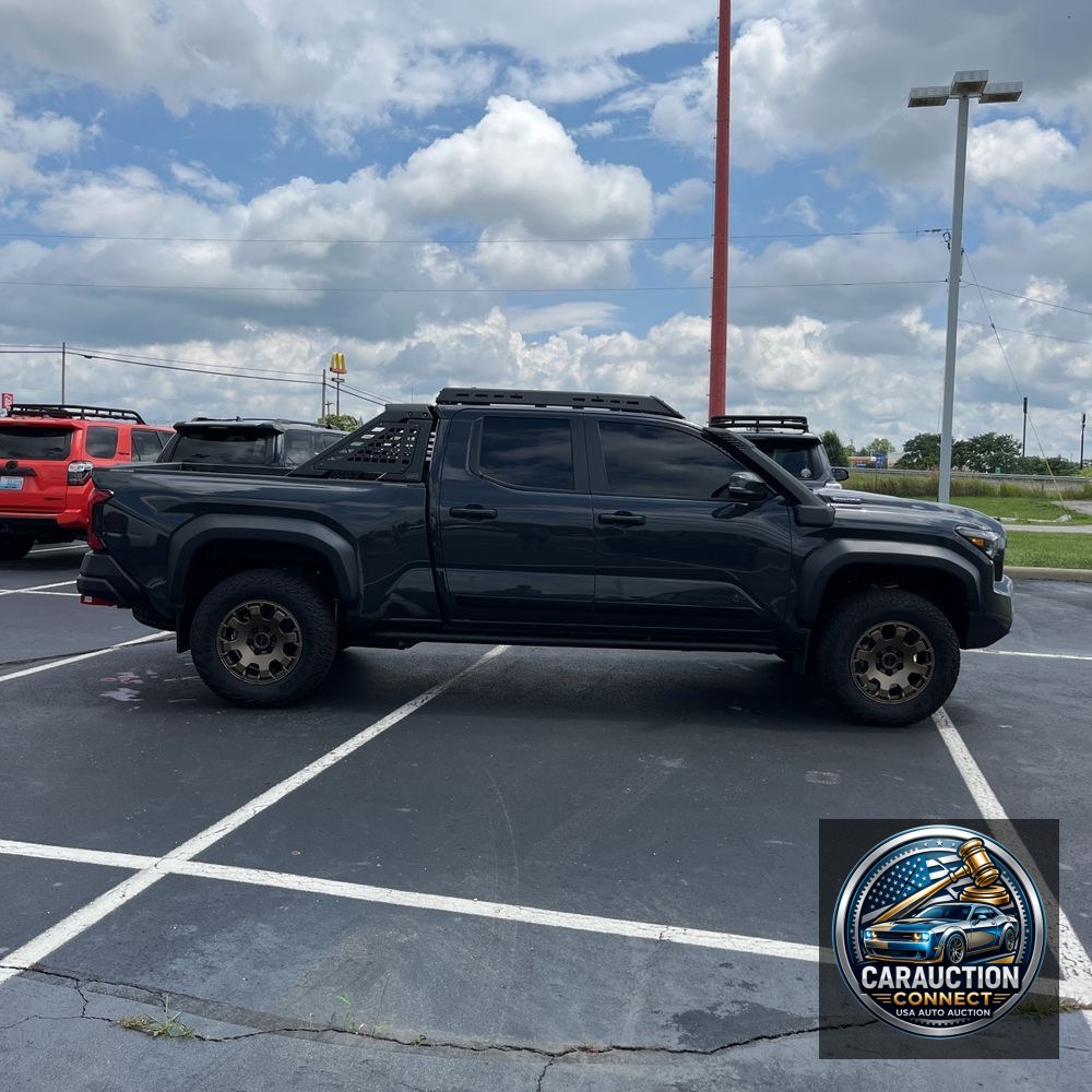 2024 Toyota Tacoma Trailhunter HV