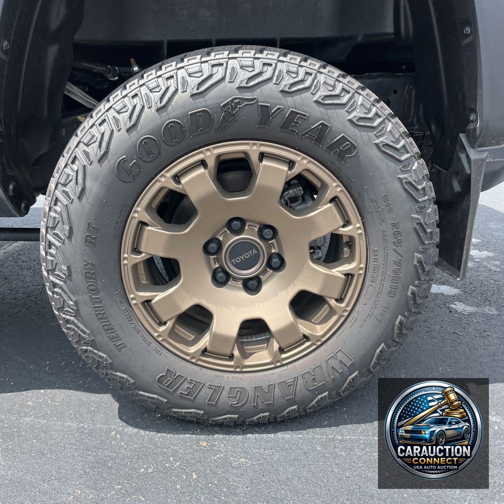 2024 Toyota Tacoma Trailhunter HV