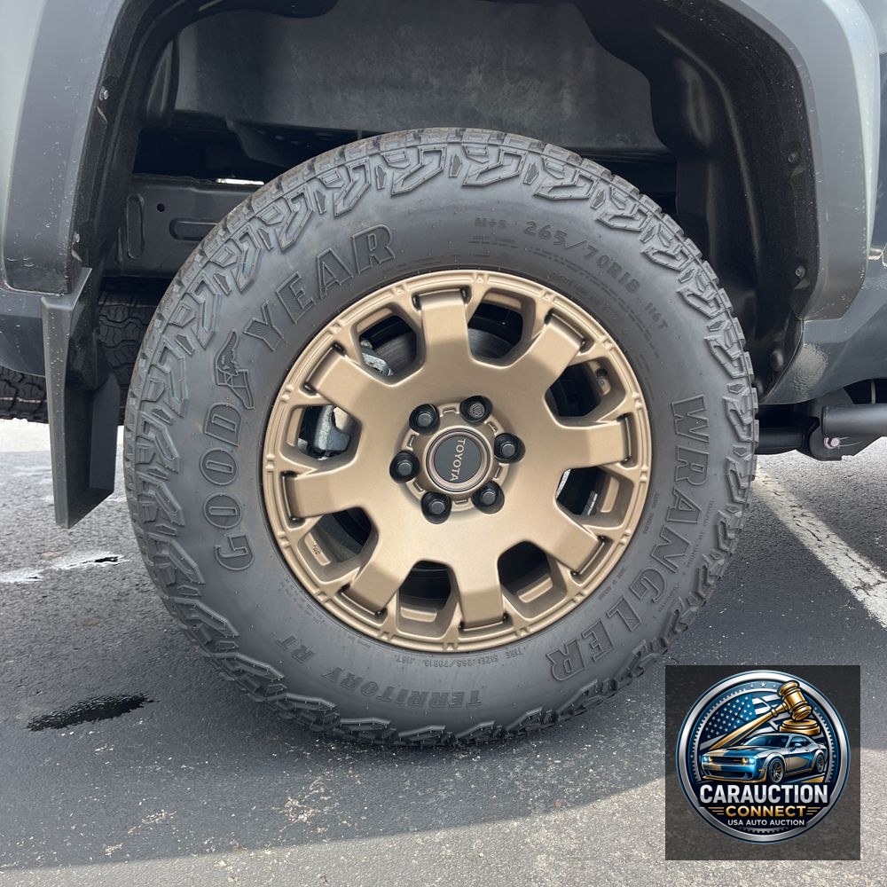 2024 Toyota Tacoma Trailhunter HV
