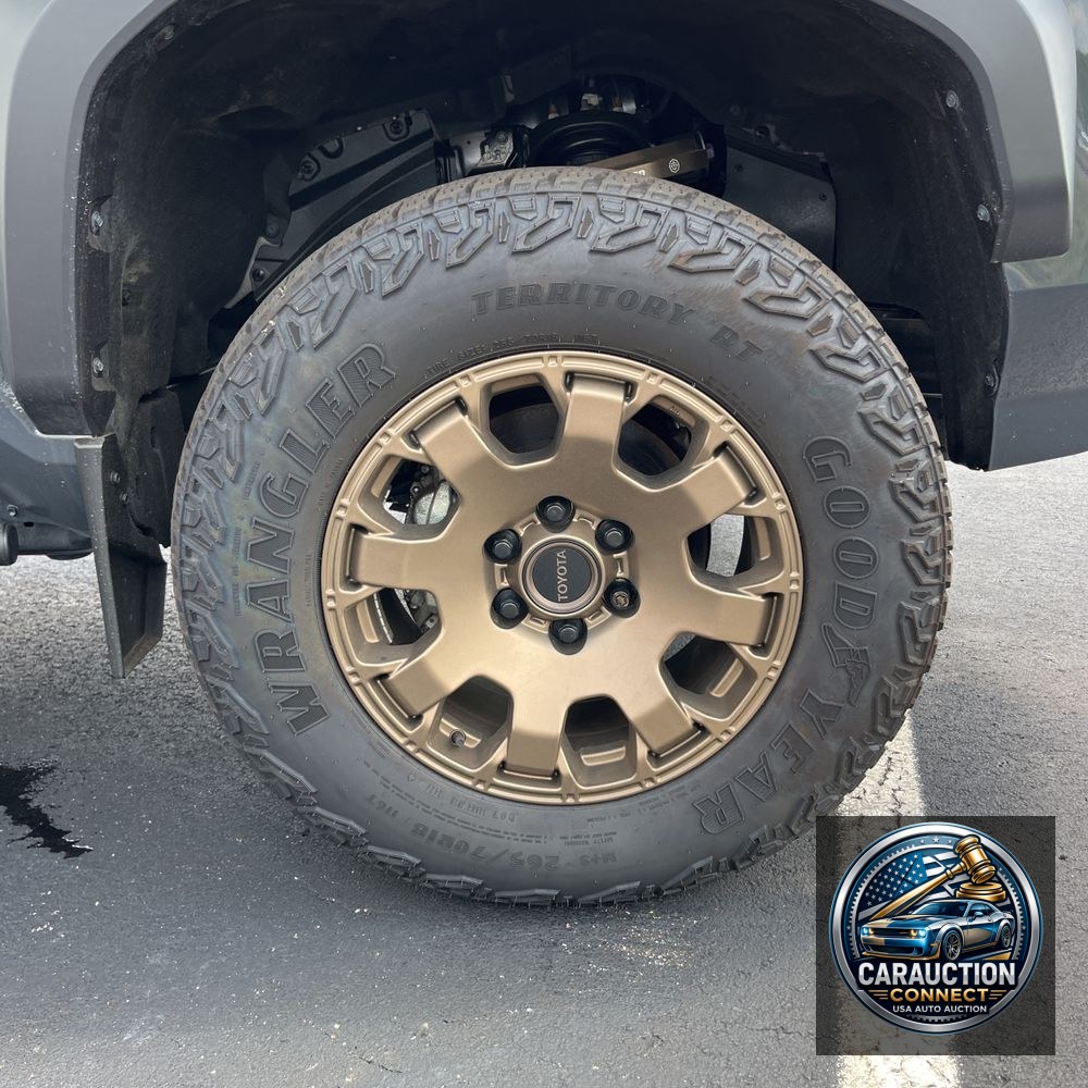 2024 Toyota Tacoma Trailhunter HV