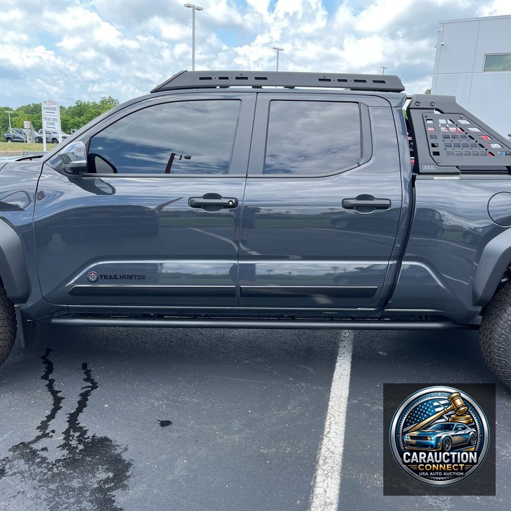 2024 Toyota Tacoma Trailhunter HV