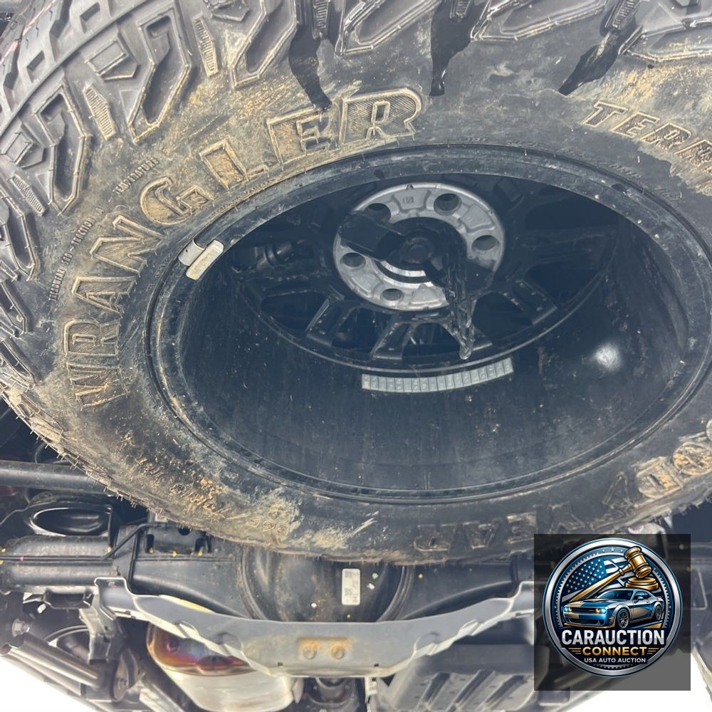 2024 Toyota Tacoma Trailhunter HV
