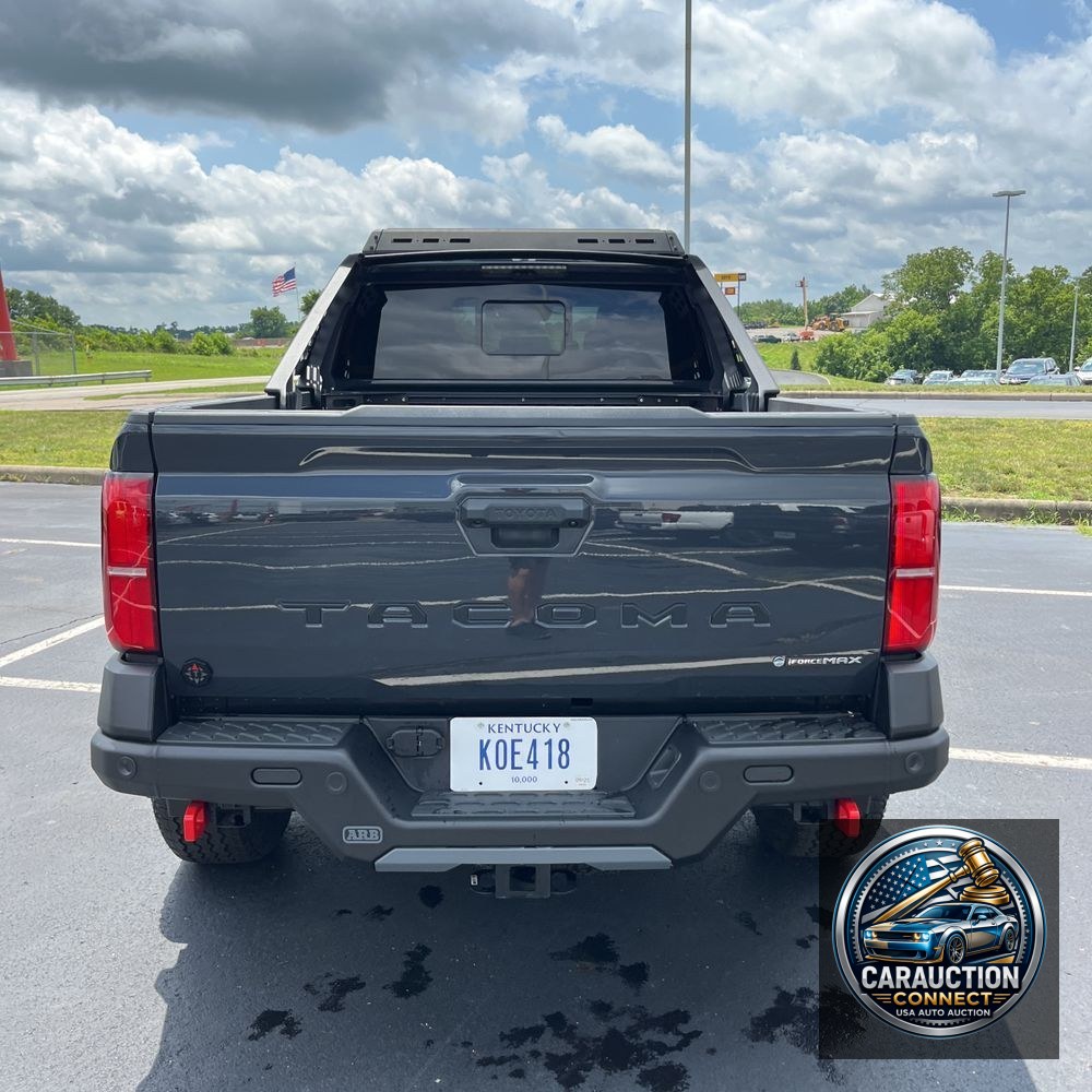 2024 Toyota Tacoma Trailhunter HV
