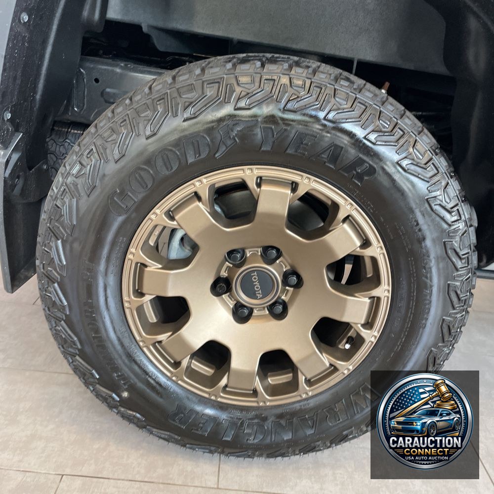 2024 Toyota Tacoma Trailhunter HV