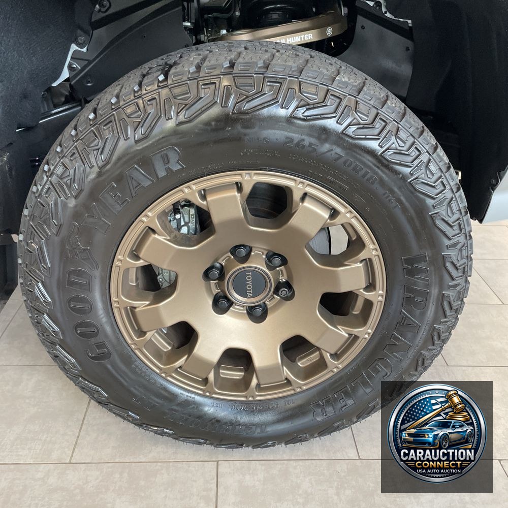 2024 Toyota Tacoma Trailhunter HV