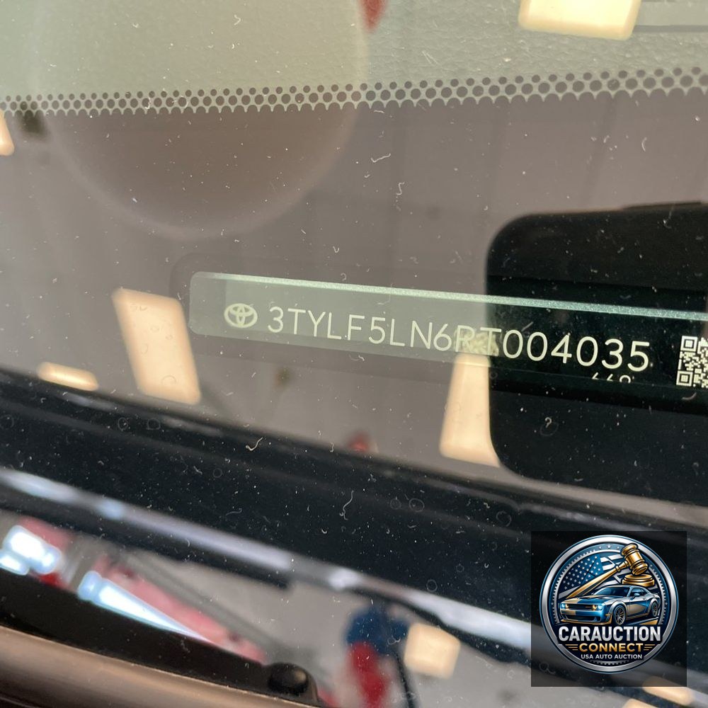 2024 Toyota Tacoma Trailhunter HV
