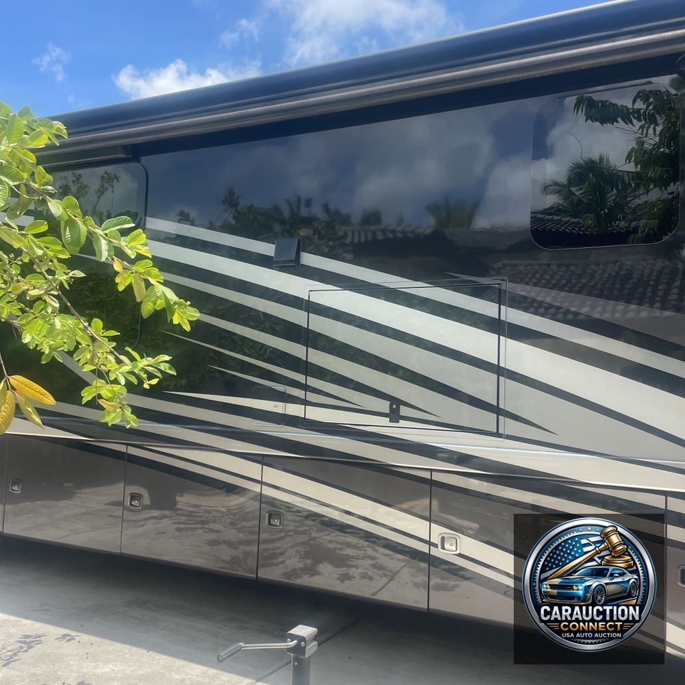 2022 Freight liner  XC-R motor home Chassie Motor home