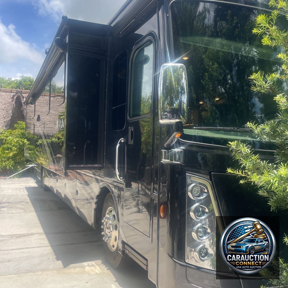 2022 Freight liner  XC-R motor home Chassie Motor home