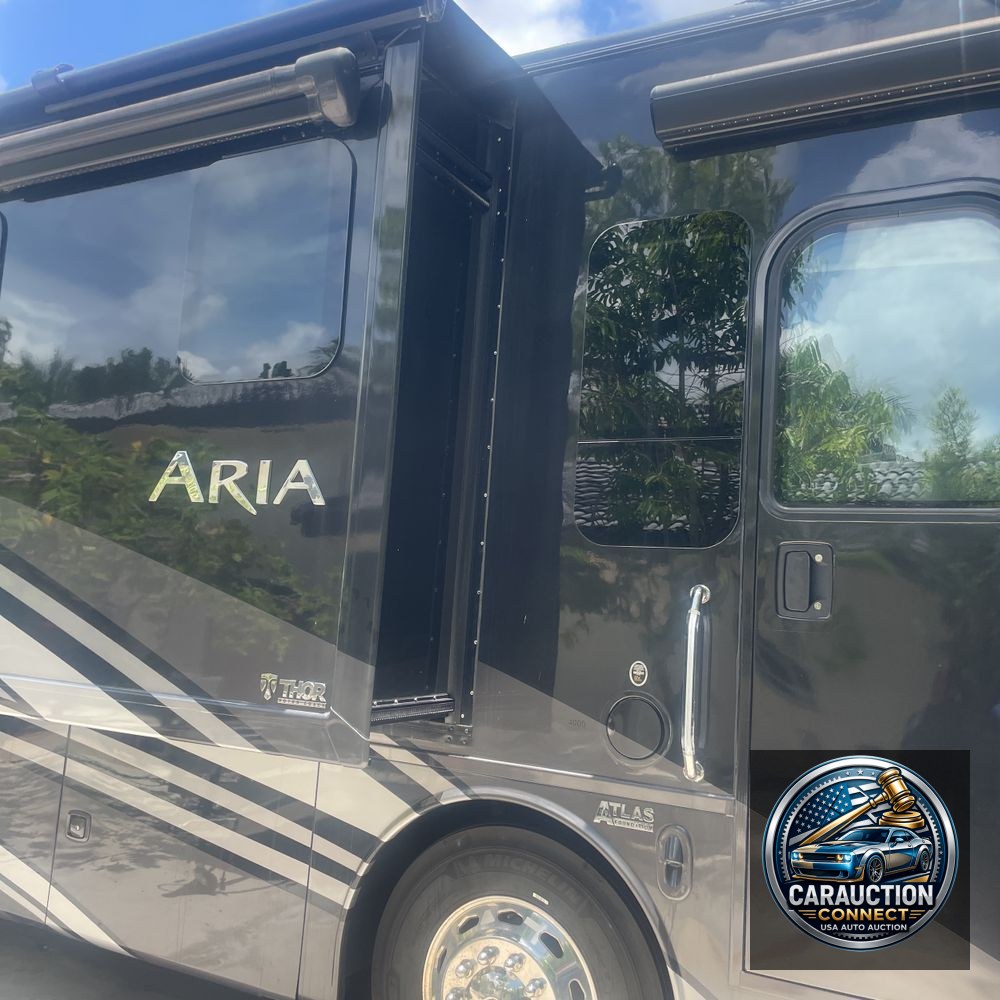 2022 Freight liner  XC-R motor home Chassie Motor home