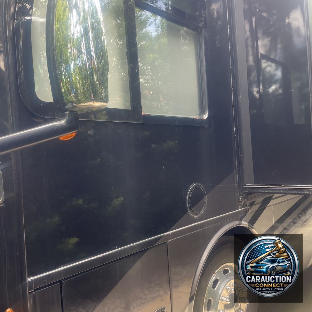 2022 Freight liner  XC-R motor home Chassie Motor home
