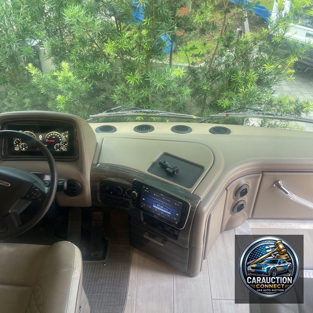 2022 Freight liner  XC-R motor home Chassie Motor home