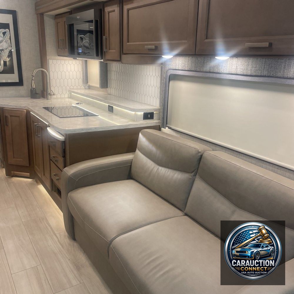 2022 Freight liner  XC-R motor home Chassie Motor home