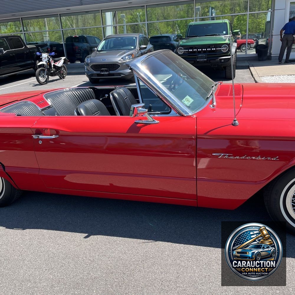 1964 Ford Thunderbird