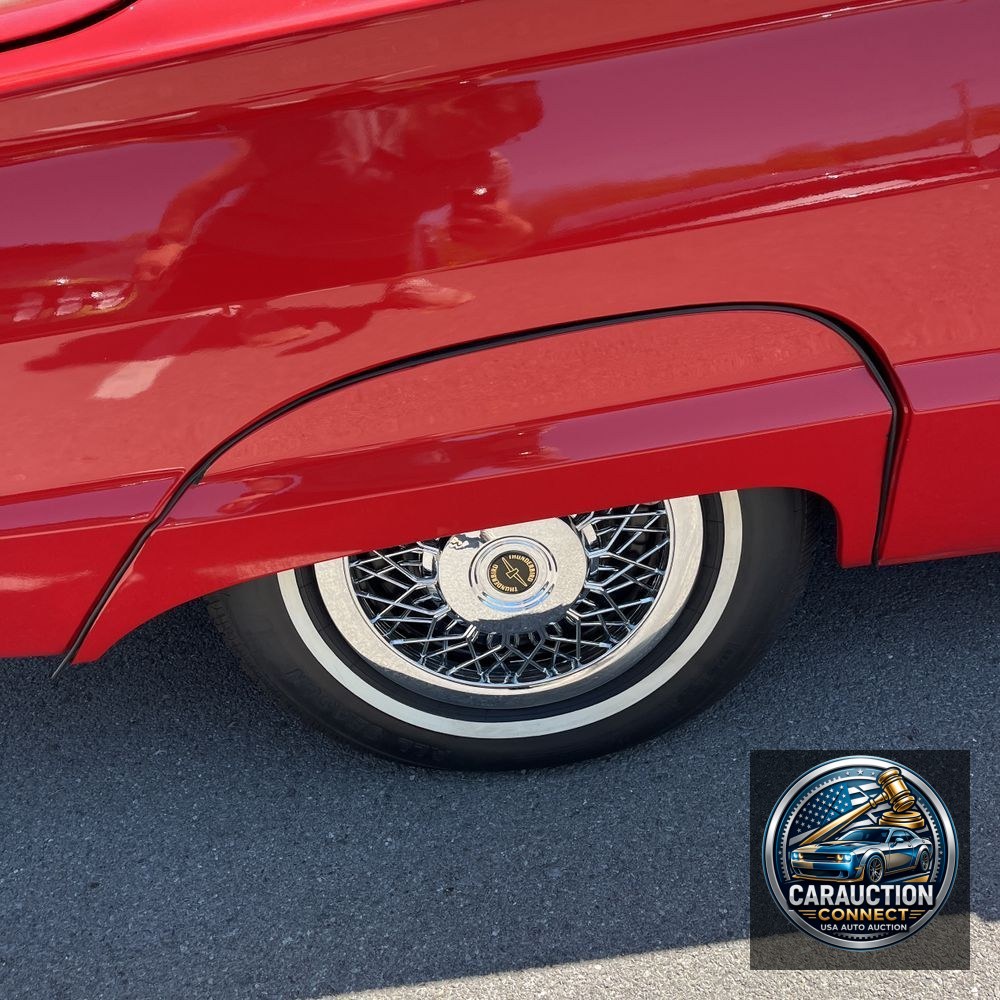 1964 Ford Thunderbird