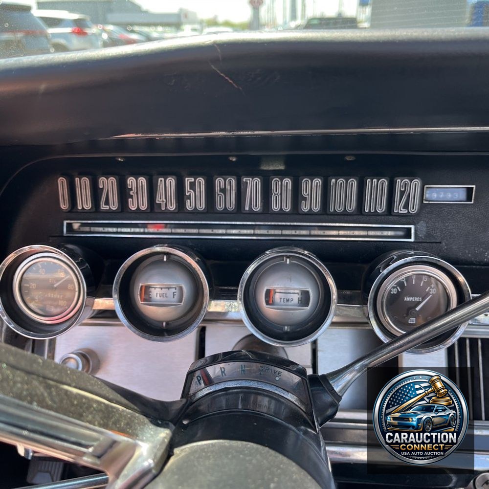 1964 Ford Thunderbird