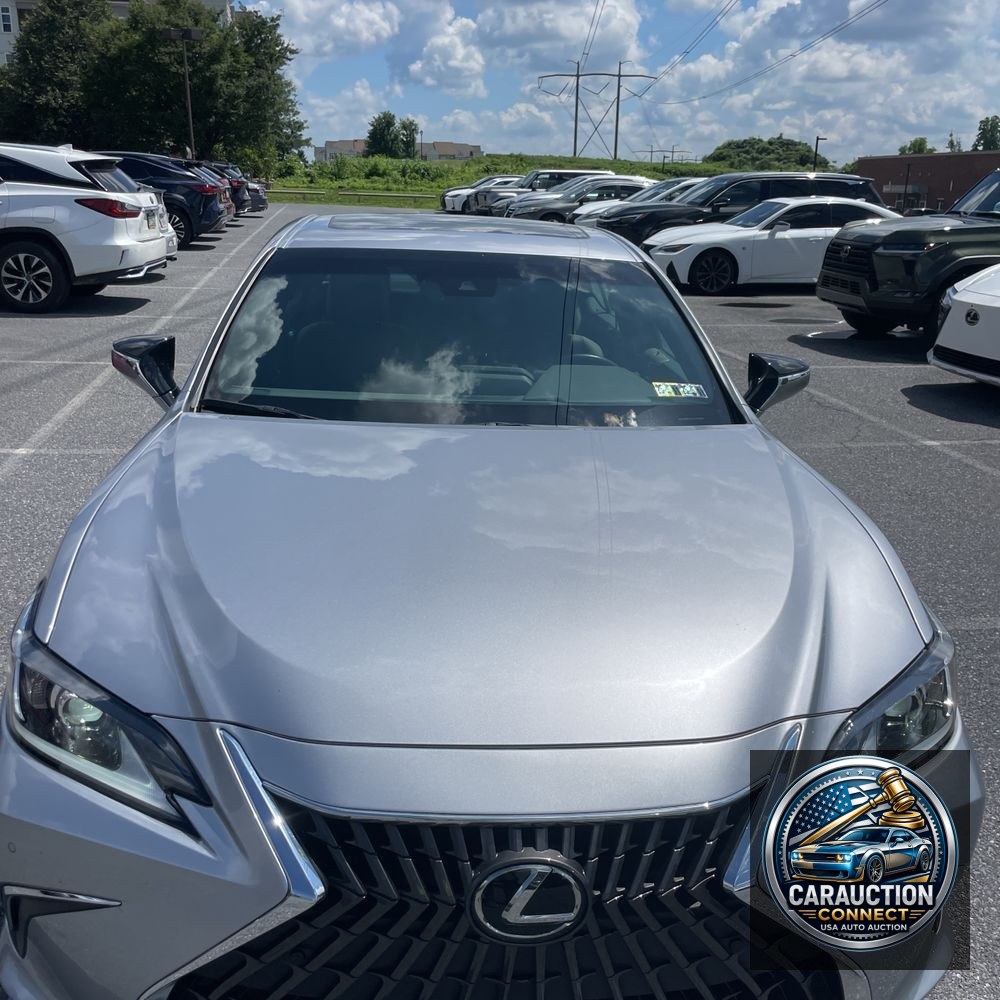 2025 Lexus ES 300h Base