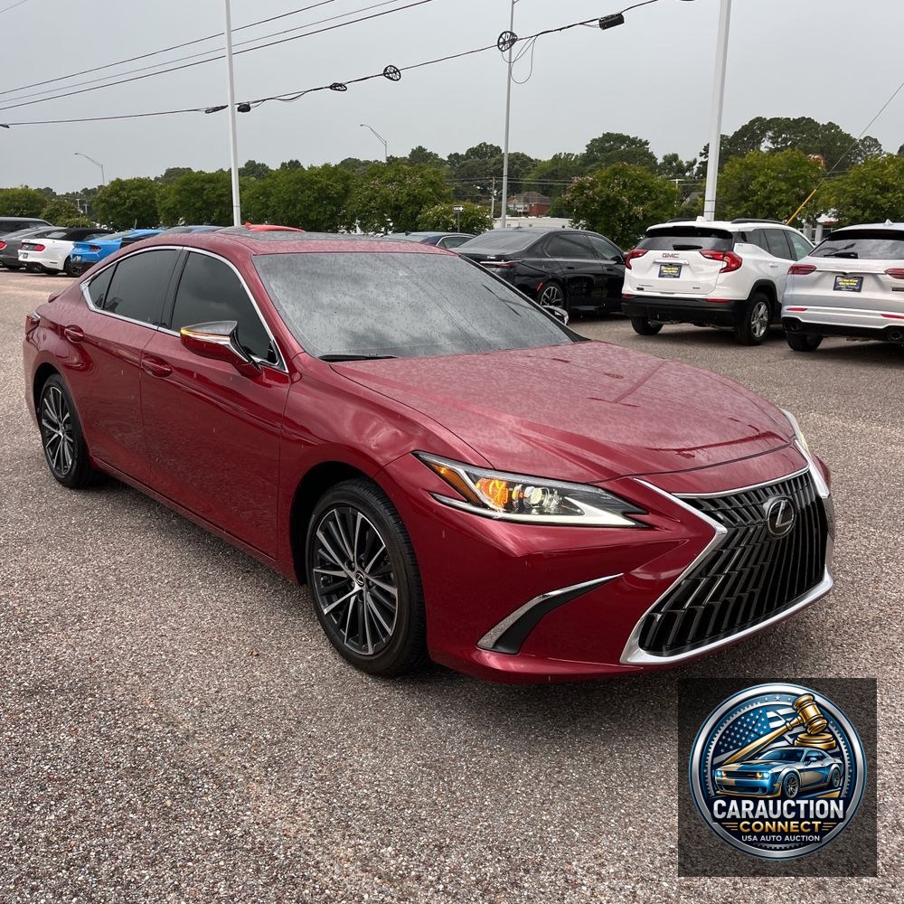 2025 Lexus ES 300h Base