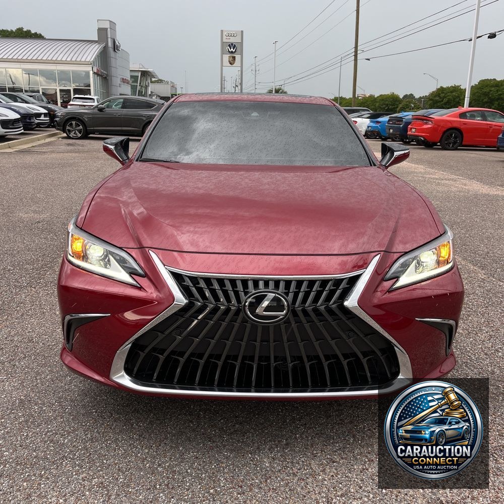 2025 Lexus ES 300h Base
