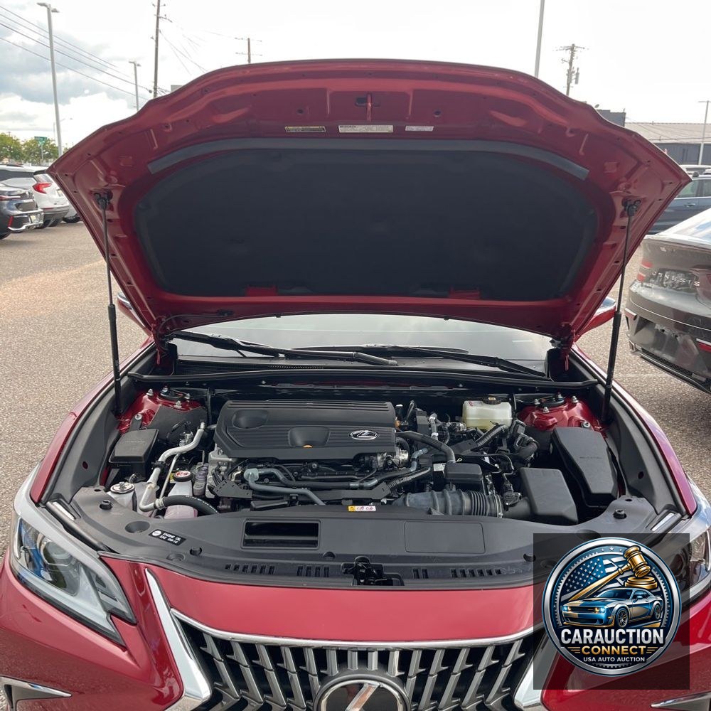 2025 Lexus ES 300h Base