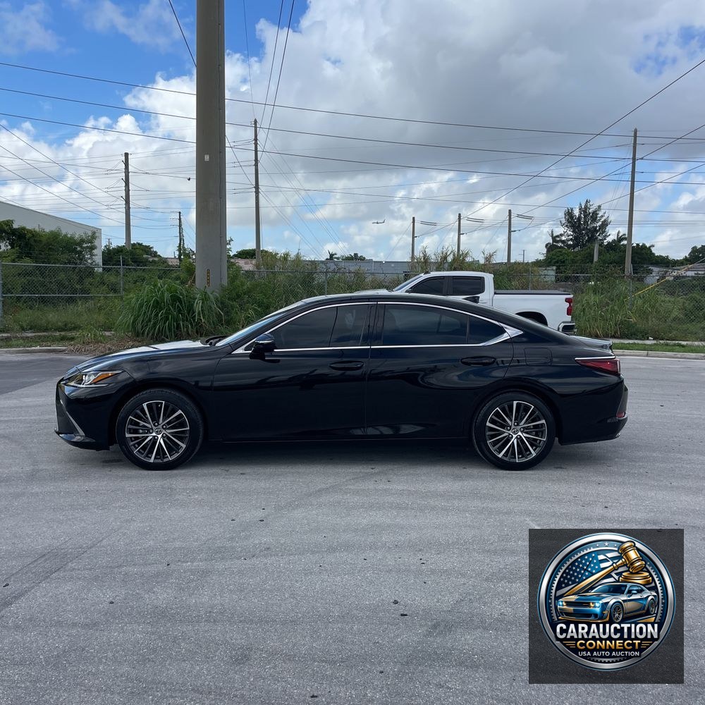 2024 Lexus ES 350 Base