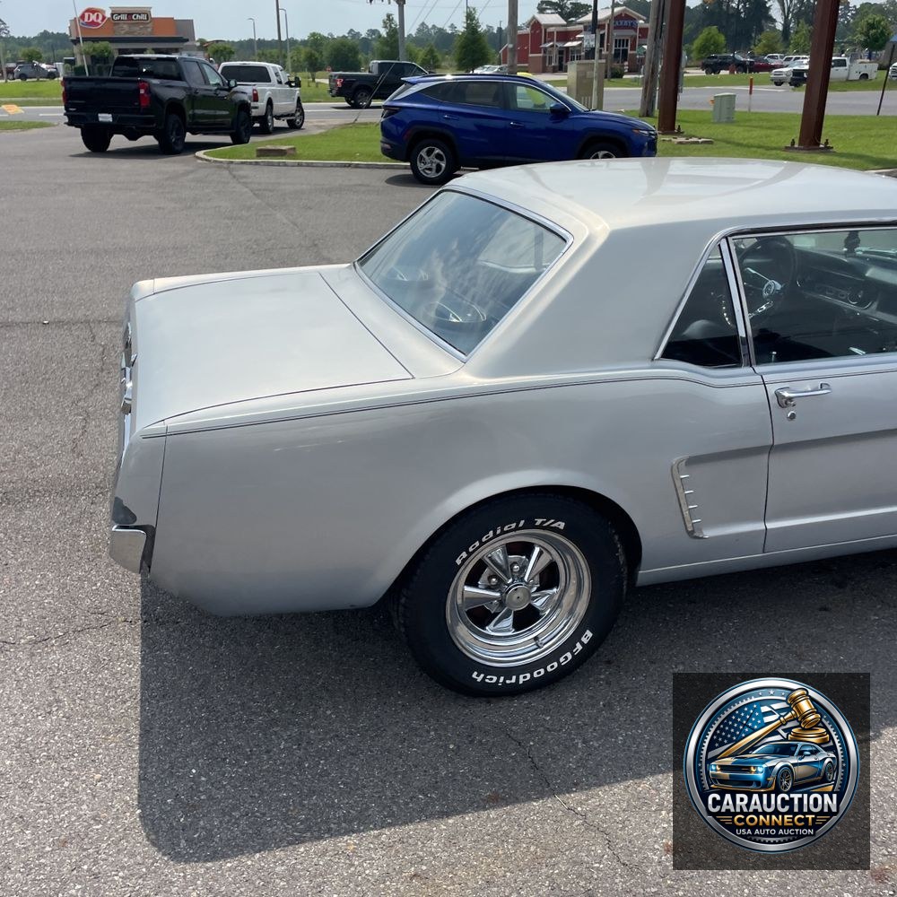 1965 Ford Mustang Base