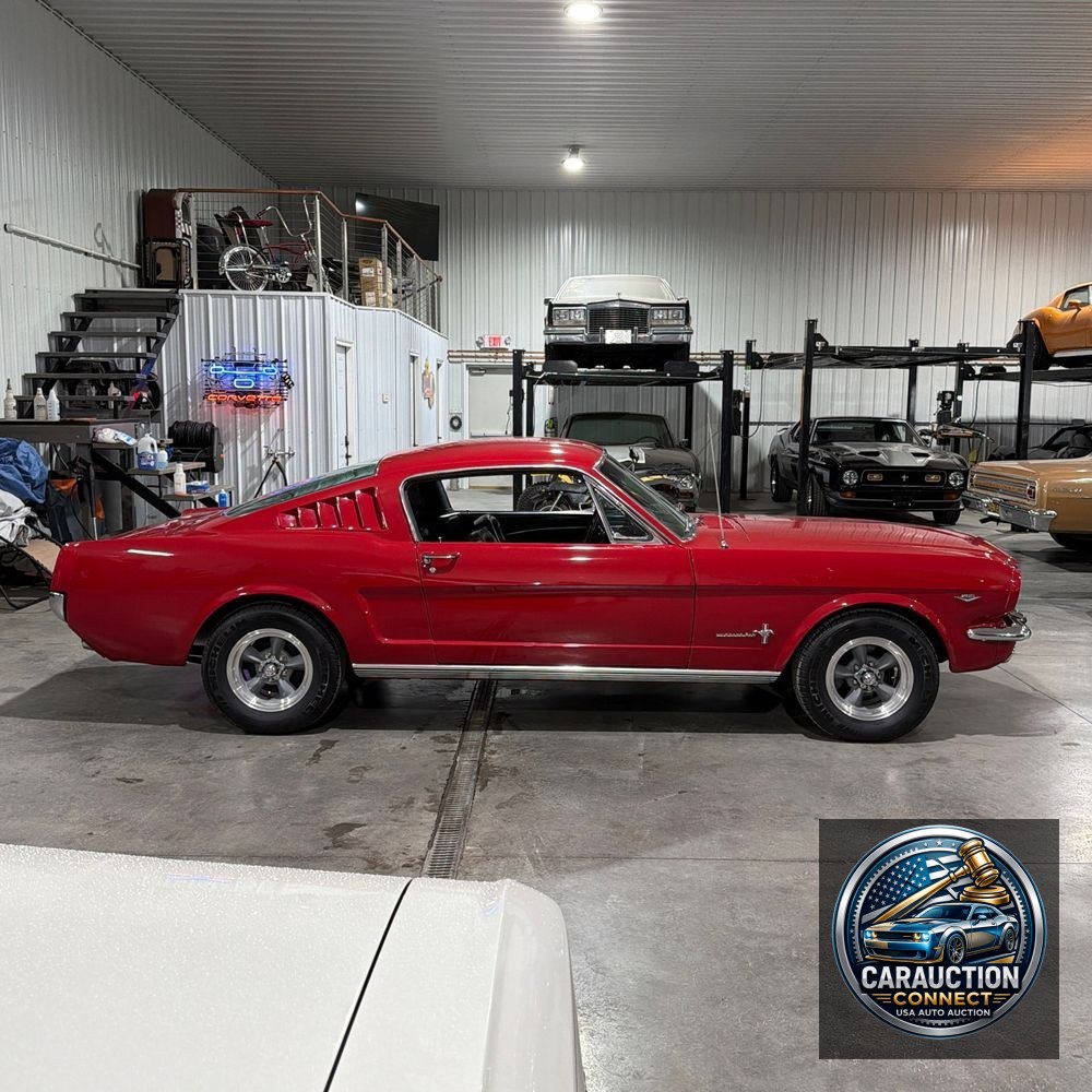 1965 Ford Mustang 2+2 Fastback