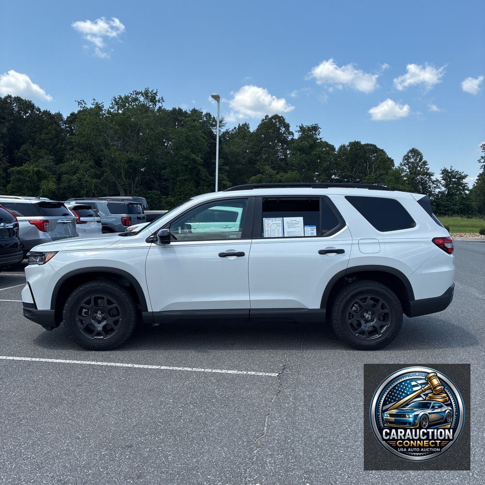 2025 Honda Pilot TrailSport