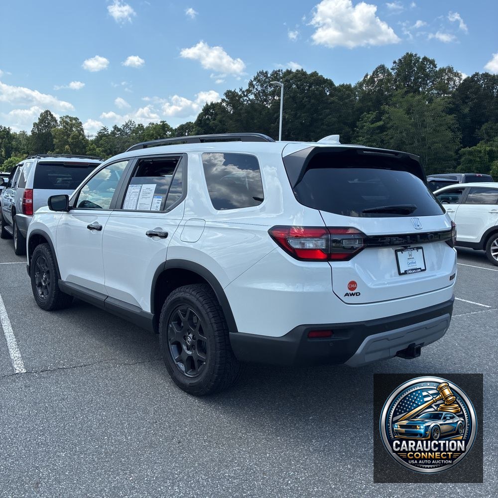2025 Honda Pilot TrailSport