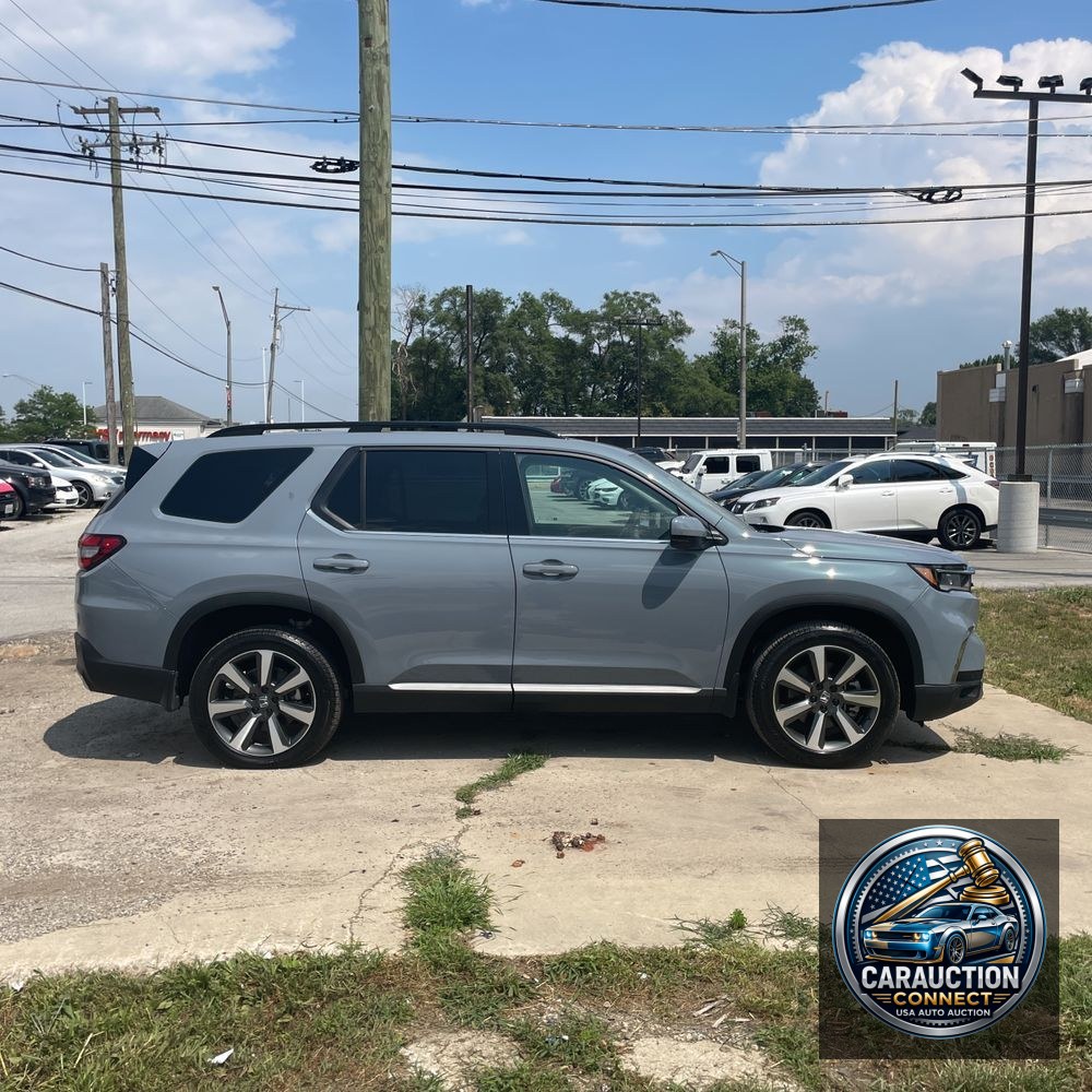 2025 Honda Pilot Touring