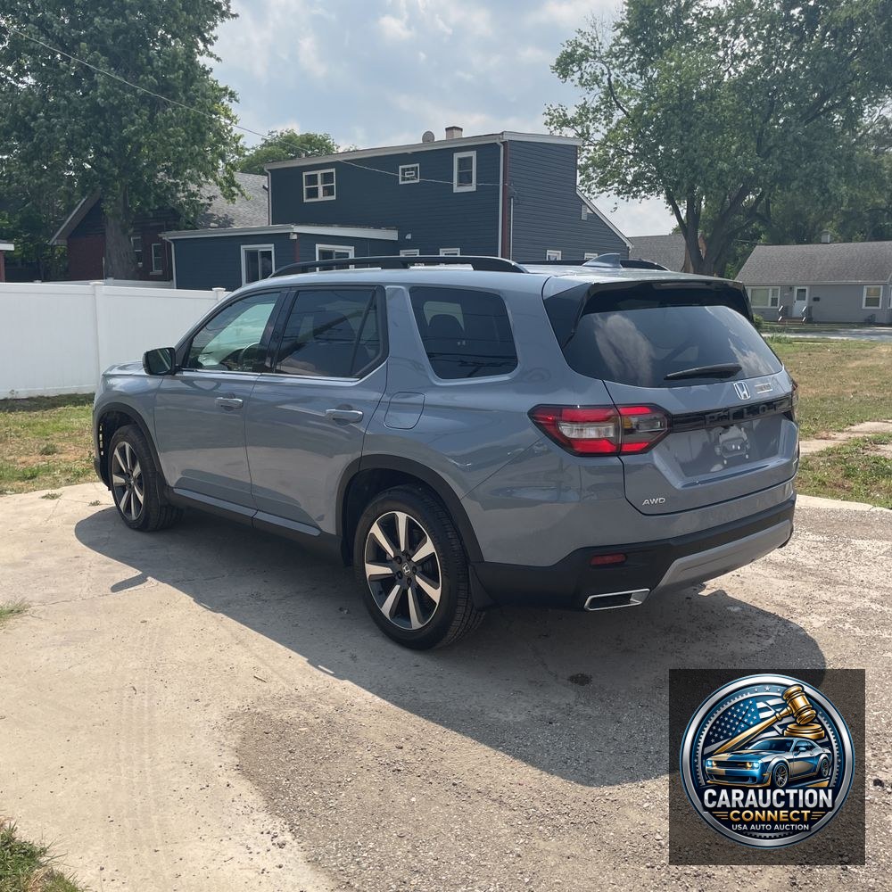 2025 Honda Pilot Touring