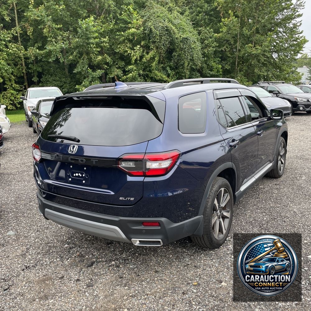 2023 Honda Pilot Elite