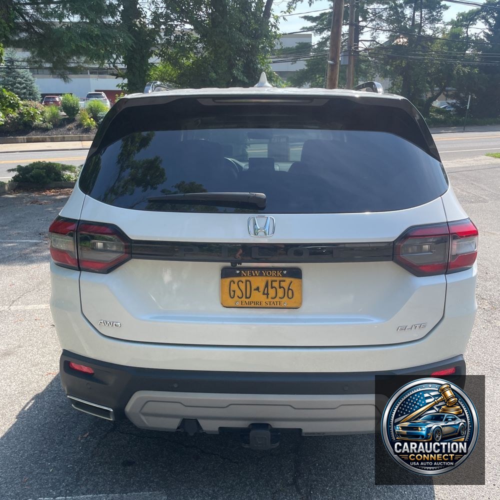 2023 Honda Pilot Elite